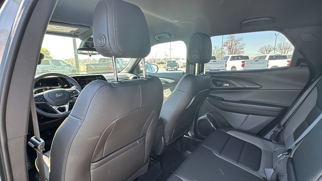 New 2025 Chevrolet TrailBlazer ACTIV w/ Driver Confidence Package FWD image 20