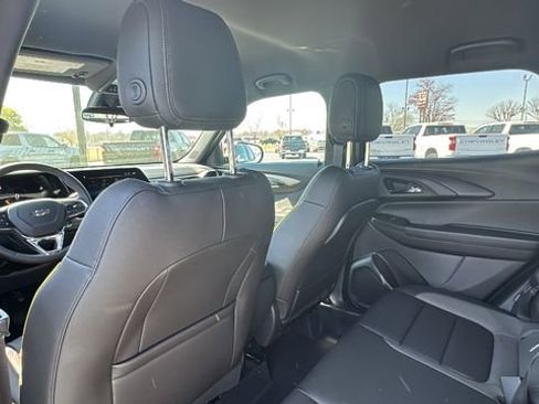 New 2025 Chevrolet TrailBlazer ACTIV w/ Driver Confidence Package FWD image 20