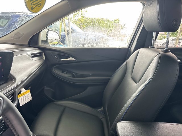 Used 2025 Buick Encore GX Sport Touring w/ Comfort Package FWD image 15
