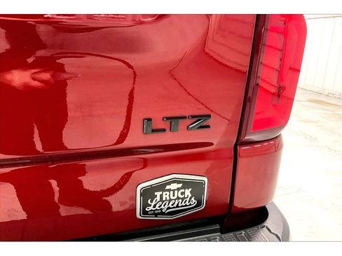 Used 2022 Chevrolet Silverado 1500 LTZ w/ LTZ Premium Package image 9