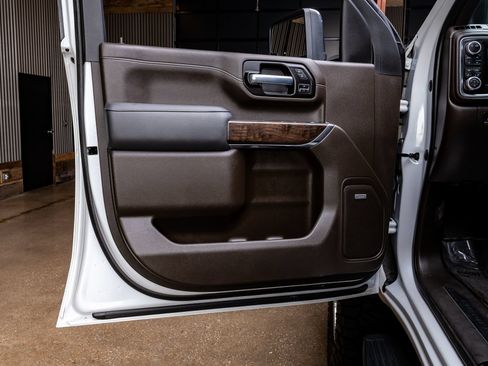 Used 2021 GMC Sierra 2500 Denali w/ Denali Ultimate Package AWD/4WD image 36