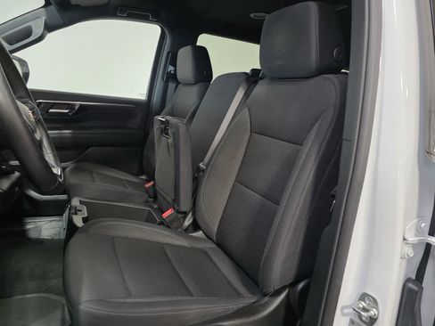 Used 2025 Chevrolet Tahoe LS AWD/4WD image 15