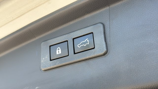 Used 2024 Subaru Outback Premium AWD/4WD image 10