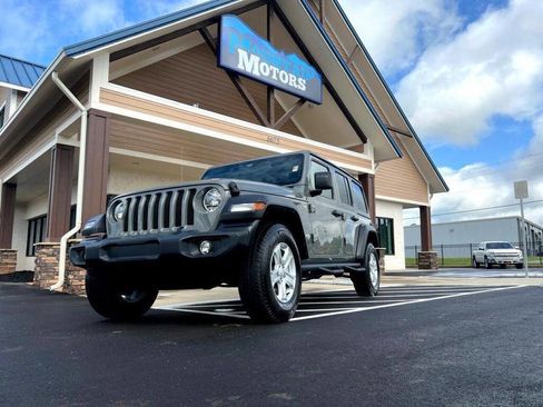 Used 2021 Jeep Wrangler Unlimited Sport image 2