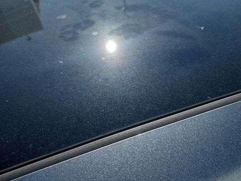 Used 2022 Volkswagen Taos SE image 3