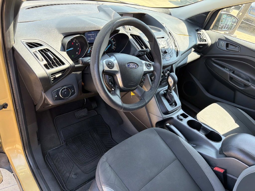 Used 2014 Ford Escape S FWD image 17