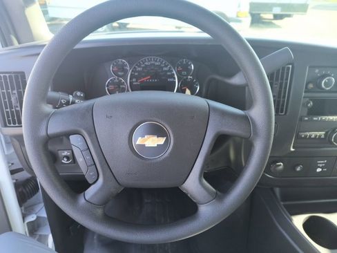 New 2026 Chevrolet Express 2500 w/ Enhanced Convenience Package RWD image 27