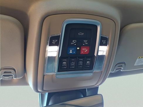 Used 2020 RAM 1500 Limited image 21