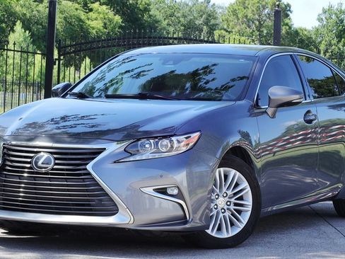 Used 2017 Lexus ES 350 w/ Premium Package FWD image 1