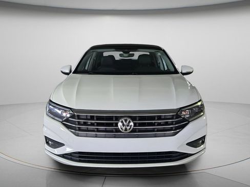 Used 2020 Volkswagen Jetta SEL Premium FWD image 5