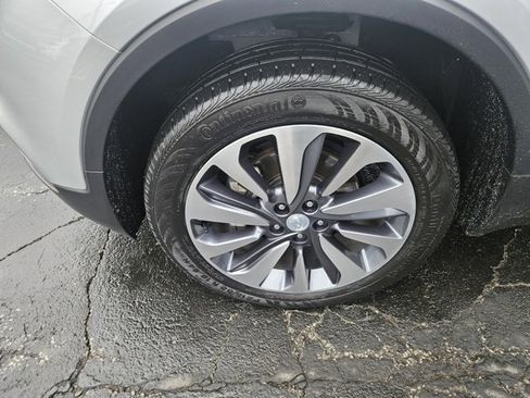 Certified 2022 Buick Encore Preferred w/ Safety Package image 25