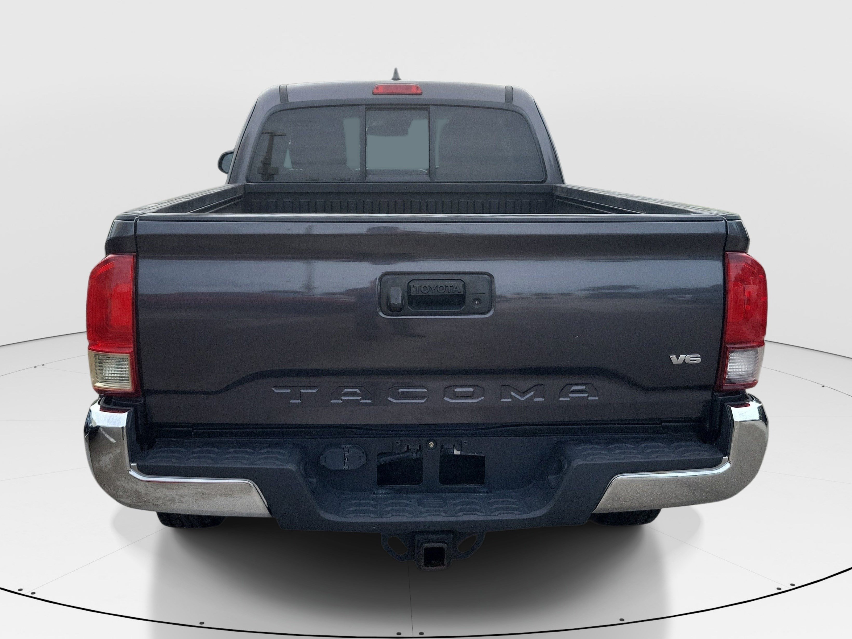 Used 2022 Toyota Tacoma SR5 RWD image 5