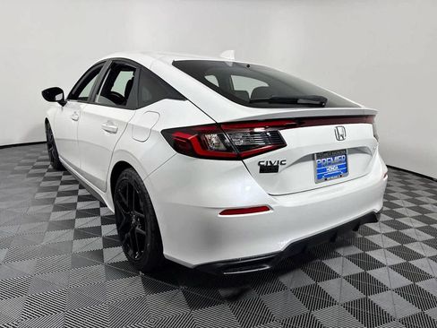 New 2025 Honda Civic Sport image 5