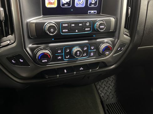 Used 2017 Chevrolet Silverado 1500 LT w/ All Star Edition AWD/4WD image 10