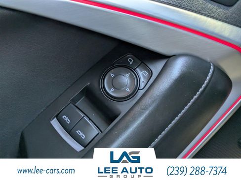 Used 2019 Chevrolet Camaro SS image 15