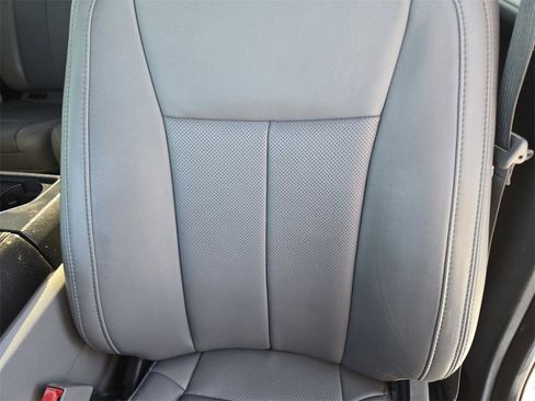 Used 2019 Ford F150 Lariat w/ Equipment Group 501A Mid image 17