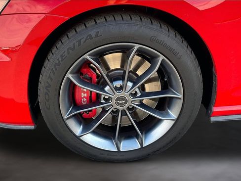 Used 2017 Volkswagen GTI Sport image 34