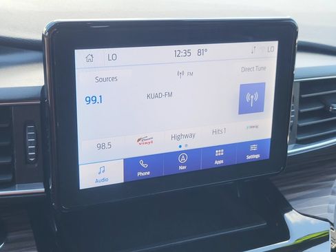 Used 2022 Ford Explorer Limited w/ Equipment Group 301A AWD/4WD image 20