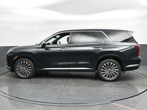 Used 2025 Hyundai Palisade Calligraphy image 9