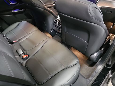 New 2026 Mercedes-Benz GLC 300 4MATIC image 11