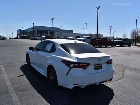Used 2023 Toyota Camry SE w/ Audio Upgrade Package image 5