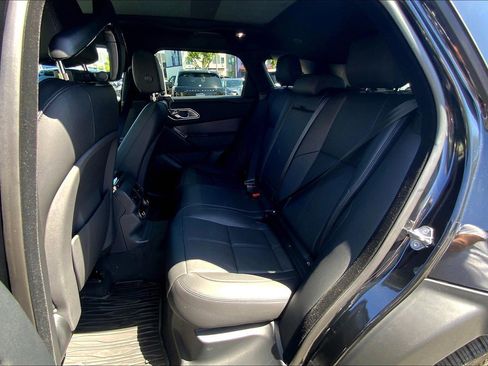 New 2026 Land Rover Range Rover Velar Dynamic SE image 11