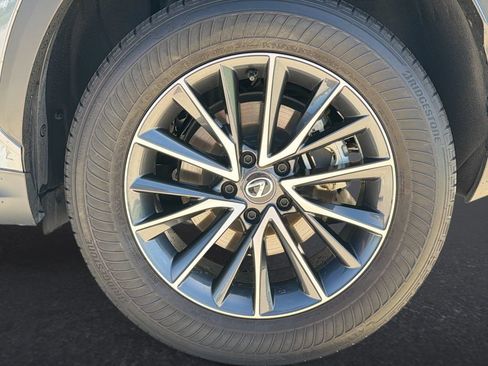 Used 2025 Lexus NX 250 FWD w/ Accessory Package (Z1) image 31