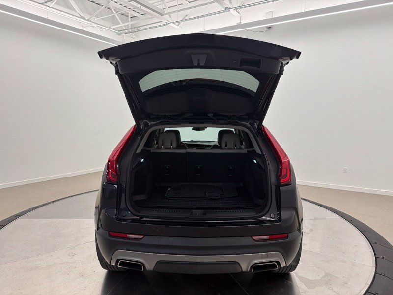 Used 2023 Cadillac XT4 Premium Luxury AWD/4WD image 9