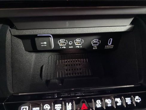 New 2026 Jeep Grand Wagoneer Summit w/ Rear Seat Video Group I image 19