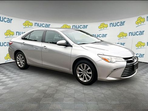 Used 2016 Toyota Camry XLE FWD image 1