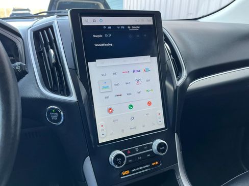 Used 2022 Ford Edge SEL image 12