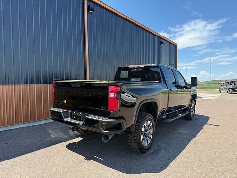Used 2021 Chevrolet Silverado 2500 LTZ w/ Carhartt Edition AWD/4WD image 5