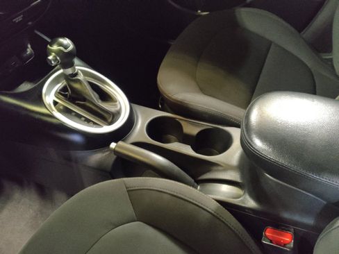 Used 2019 Kia Soul FWD image 26