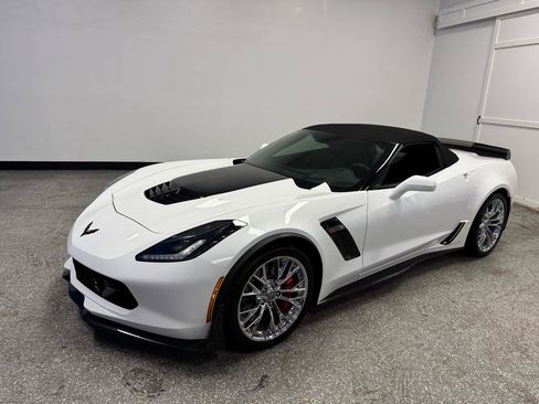 Used 2018 Chevrolet Corvette Z06 w/ Z07 Performance Package image 30