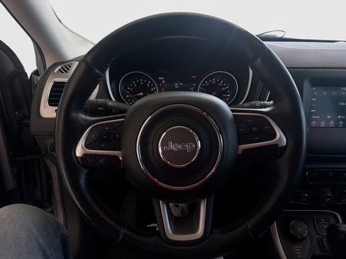 Used 2021 Jeep Compass Latitude w/ Convenience Group AWD/4WD image 18