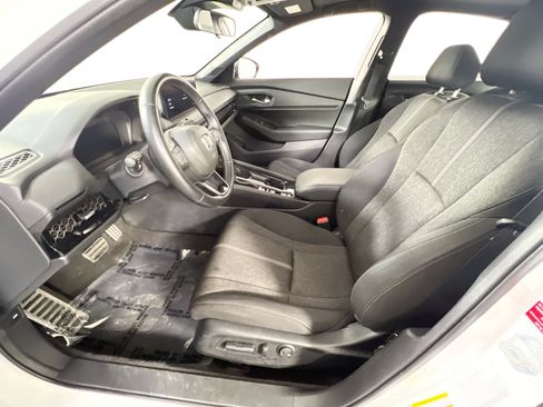 Used 2024 Honda Accord Sport image 19