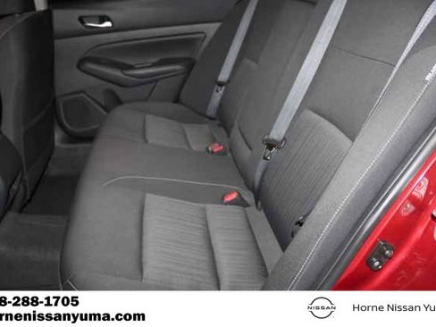 Used 2022 Nissan Altima 2.5 SV image 5