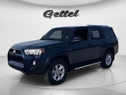 Used 2018 Toyota 4Runner SR5 image 4