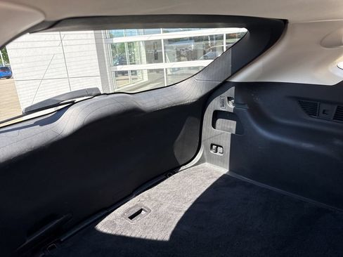 Used 2022 Ford Edge Titanium AWD/4WD image 90
