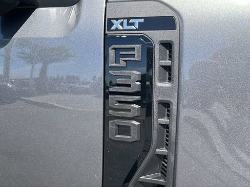 New 2026 Ford F350 XLT w/ XLT Premium Package AWD/4WD image 9