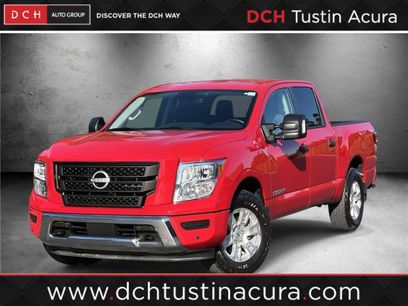 Used 2024 Nissan Titan SV w/ SV Convenience Package