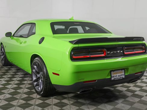 Used 2023 Dodge Challenger R/T Scat Pack RWD image 16