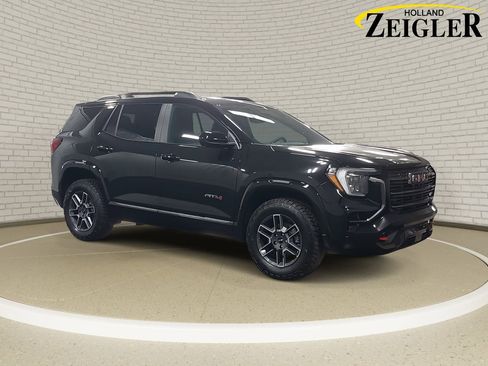 New 2026 GMC Terrain AT4 w/ Convenience Package III image 3