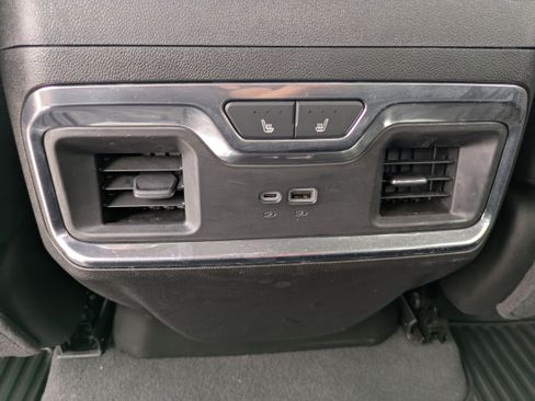 Used 2024 Chevrolet Silverado 1500 LTZ w/ Technology Package image 16