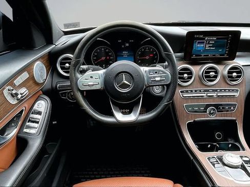 Used 2019 Mercedes-Benz C 300 4MATIC Sedan image 8