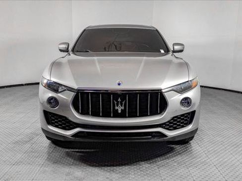 Used 2018 Maserati Levante image 12