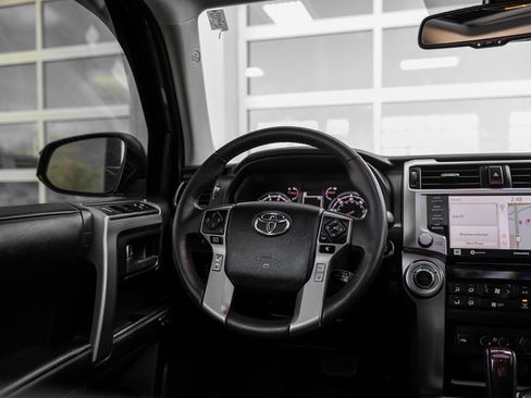 Used 2022 Toyota 4Runner Limited image 11