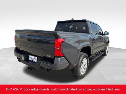 Used 2025 Toyota Tacoma SR5 image 8