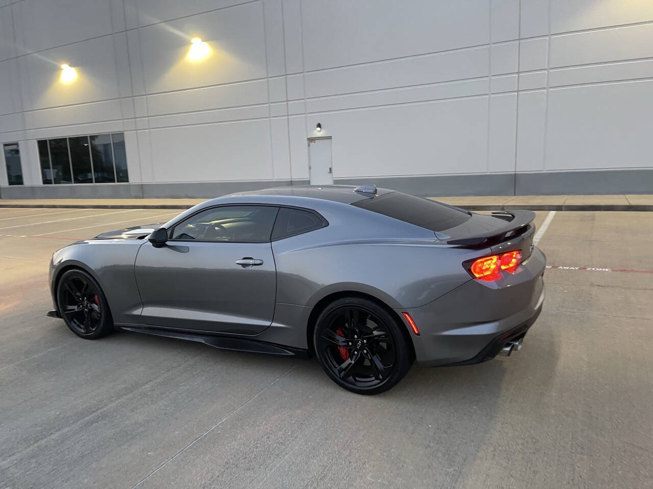 Used 2021 Chevrolet Camaro SS RWD image 15
