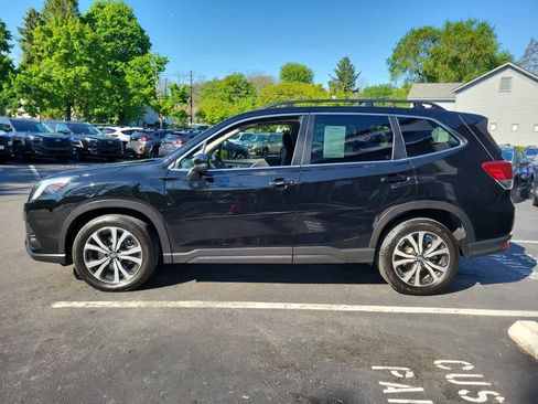 Certified 2022 Subaru Forester Limited AWD/4WD image 7
